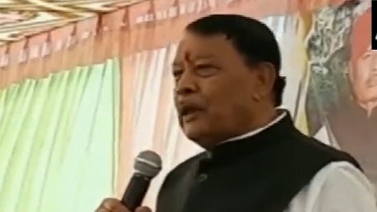 The minister reportedly made the remarks during his address as the chief guest at an awards ceremony on Wednesday in Madhya Pradesh's Anuppur city.(ANI video grab)