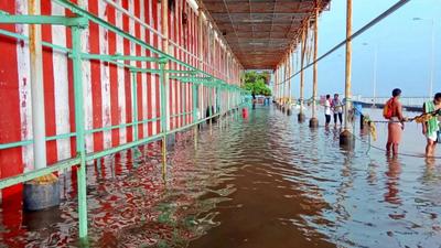 Waterlogged premises of the Thiruchendur temple following heavy rain in Thoothukudi, Tamil Nadu, on Thursday. (PTI)