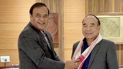 Assam CM Himanta Biswa Sarma and Mizoram CM Zoramthanga at a meeting in Delhi on Friday to discuss the border dispute between the two states. (PTI PHOTO.) Assam CM Himanta Biswa Sarma and Mizoram CM Zoramthanga at a meeting in Delhi on Friday to discuss the border dispute between the two states. (PTI PHOTO.)