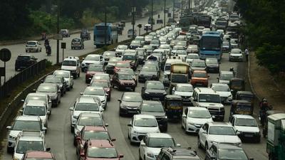 In a special drive between November 15 to November 22, 2,216 offenders who broke various traffic rules were penalised (HT File) In a special drive between November 15 to November 22, 2,216 offenders who broke various traffic rules were penalised (HT File)
