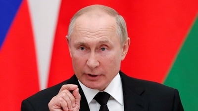 Russian President Vladimir Putin speaks during a news conference. (REUTERS)