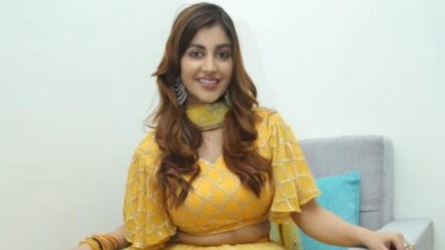 Yashika Aanand made her first appearance after road accident recently.
