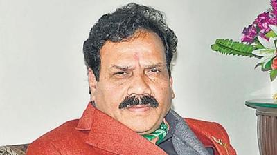 Punjab minister Verka had his visit curtailed due to protest from health workers hired during the Covid-19 pandemic (HT Photo)