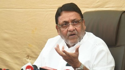 Nawab Malik on Saturday countered Narayan Rane's prediction with a photo which he claimed has been doctored by BJP IT cell.&nbsp;