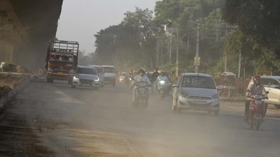 Petrol and diesel-run transportation vehicles will continue to remain banned in Delhi till December 3, (HT archive) Petrol and diesel-run transportation vehicles will continue to remain banned in Delhi till December 3, (HT archive)