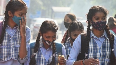 A file photo of schoolchildren leaving after attending classes, in New Delhi. (Raj K Raj / HT Photo)