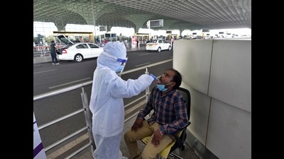From Saturday onwards, international travellers from the countries categorised as risky by the government and also the transit travellers are being tracked by the NMMC (HT File) From Saturday onwards, international travellers from the countries categorised as risky by the government and also the transit travellers are being tracked by the NMMC (HT File)