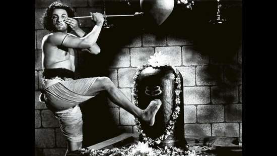 Rajkumar in Bedara Kannappa (1954), considered the first Kannada superhit.