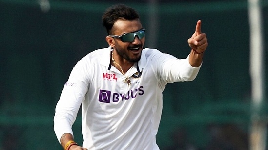 India's Axar Patel celebrates the dismissal of New Zealand's Tom Blundell on Day-3 of the 1st Test match between India and New Zealand, at Green Park International Stadium, in Kanpur on Saturday.&nbsp;(ANI)