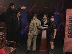 Karan Kundrra gets into a fight with Rakhi Sawant's husband Ritesh on Bigg Boss 15. Karan Kundrra gets into a fight with Rakhi Sawant's husband Ritesh on Bigg Boss 15.