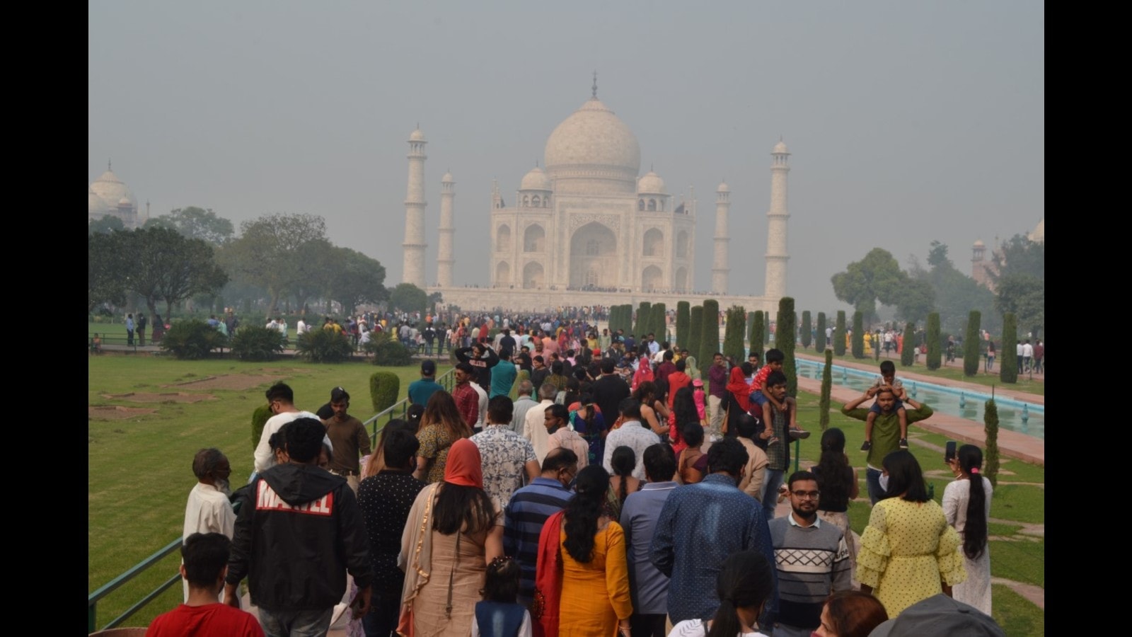 Two ticket windows opened at Taj Mahal for visitors’ convenience