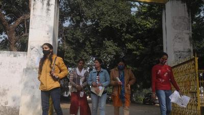 Students return from an examination centre in Lucknow on Sunday after UPTET was cancelled due to a question paper leak. (Deepak Gupta/HT Photo) Students return from an examination centre in Lucknow on Sunday after UPTET was cancelled due to a question paper leak. (Deepak Gupta/HT Photo)