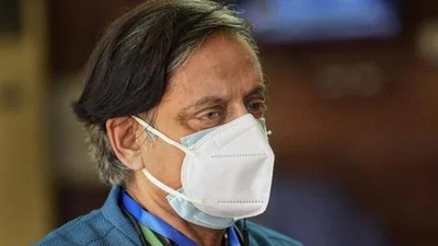 Shashi Tharoor on Sunday reacted to Munawar Faruqui's social media announcement. Shashi Tharoor on Sunday reacted to Munawar Faruqui's social media announcement. 