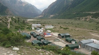 Authorities in Nepal have sought permission from Indian officials to send a team to conduct a population census in Chhangru and Tinkar villages near the Indo-Nepal border, the route to which goes through Pithoragarh district in Uttarakhand. (HT file/Representative use) Authorities in Nepal have sought permission from Indian officials to send a team to conduct a population census in Chhangru and Tinkar villages near the Indo-Nepal border, the route to which goes through Pithoragarh district in Uttarakhand. (HT file/Representative use)