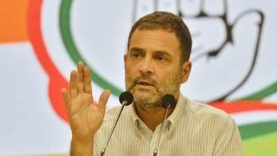 Congress leader Rahul Gandhi on Sunday posted a cryptic tweet in which he said hatred will not win. "Have faith. Don't give up, don't stop," the Congress leader wrote with the hashtag 'we stand united'. (HT File) Congress leader Rahul Gandhi on Sunday posted a cryptic tweet in which he said hatred will not win. "Have faith. Don't give up, don't stop," the Congress leader wrote with the hashtag 'we stand united'. (HT File)