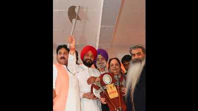 Punjab chief minister Charanjit Singh Channi and others during the foundation stone laying of state-of-the-art Bhagwan Parshuram Taposthal in Phagwara on Sunday. Punjab chief minister Charanjit Singh Channi and others during the foundation stone laying of state-of-the-art Bhagwan Parshuram Taposthal in Phagwara on Sunday.
