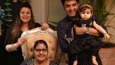 Kapil Sharma lives with his mother, wife Ginni and their two kids. Kapil Sharma lives with his mother, wife Ginni and their two kids.
