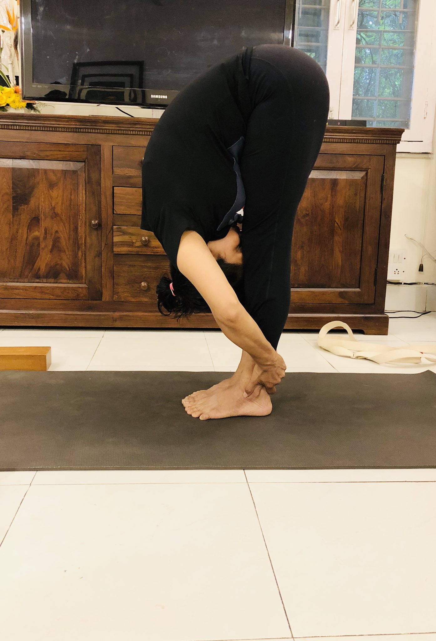 Uttanasana or Yoga’s Standing Forward Bend(Twitter/supriyasahuias)