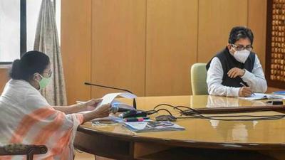 Alapan Bandopadhyay (PTI) Alapan Bandopadhyay (PTI)