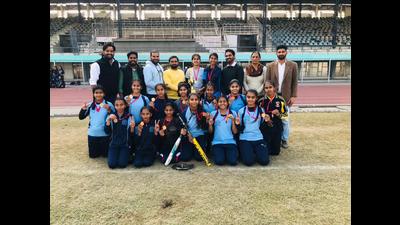 The Fazilka girls’ team which won the 21st sub-junior state softball championship at Guru Nanak Stadium in Ludhiana on Monday. (HT Photo)