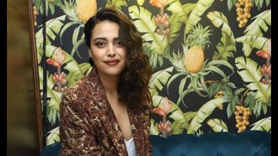 Swara Bhasker recently won the award for the best supporting actor for Sheer Qorma at the London Soho International Film Festival (Photo: Viral Bhayani) Swara Bhasker recently won the award for the best supporting actor for Sheer Qorma at the London Soho International Film Festival (Photo: Viral Bhayani)