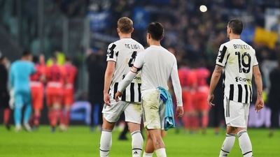 Juventus turmoil: Raided by police and struggling in Serie A (REUTERS)