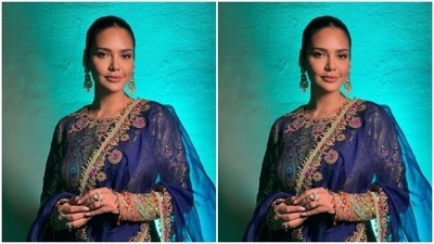 Esha played muse to fashion designer duo Rimple and Harpreet Narula and picked an ethnic co-ord set from their wardrobe. (Instagram/@egupta)