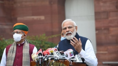 PM Modi at first day of winter session of Parliament house in New Delhi on Monday. (Arvind Yadav/HT Photo)