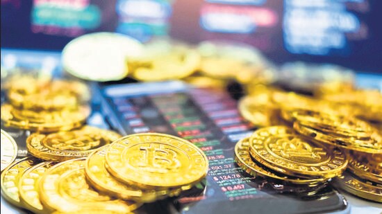 Advocate Aditya Kadam, the petitioner, said investors face problems as their rights were being violated and their investments were at risk as the cryptocurrency business in India is unregulated. (Getty Images/iStockphoto)