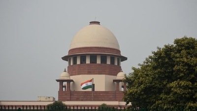 SC rejects petition alleging error in physics NEET paper in Hindi (HT PHOTO) SC rejects petition alleging error in physics NEET paper in Hindi (HT PHOTO)