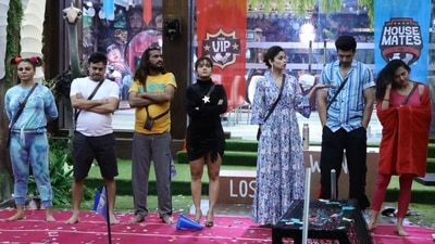 Bigg Boss 15 contestants Rakhi Sawant, her husband Ritesh along with Devoleena Bhattacharjee, Shamita Shetty, Karan Kundrra and Tejasswi Prakash. Bigg Boss 15 contestants Rakhi Sawant, her husband Ritesh along with Devoleena Bhattacharjee, Shamita Shetty, Karan Kundrra and Tejasswi Prakash.