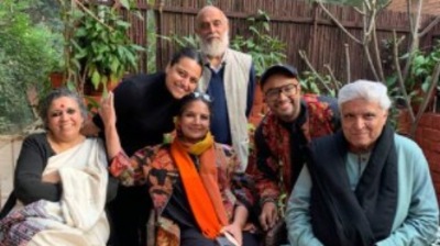 The get-together at Swara Bhasker's house was also attended by Sheer Qorma director Faraz Arif Ansari. He shared the pictures on Instagram. 