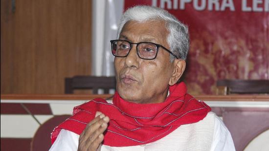 CPIM Politbureau member Manik Sarkar said it would have been difficult to walk on the streets in Tripura if 81.5% of the people had voted in the civic body elections as claimed by the State Election Commission. (PTI)