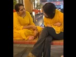 This mom has a sarcastic reply to her daughter who wanted her dupatta. (instagram/@rosettebyyashna) This mom has a sarcastic reply to her daughter who wanted her dupatta. (instagram/@rosettebyyashna)