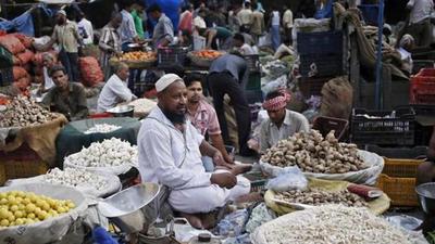 This newspaper has consistently argued that a fiscal policy boost is essential to boost incomes of the poor, and therefore, mass demand (REUTERS) This newspaper has consistently argued that a fiscal policy boost is essential to boost incomes of the poor, and therefore, mass demand (REUTERS)