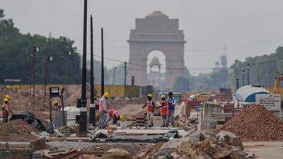 Delhi’s air quality index (AQI) reached hazardous levels by Wednesday evening, recording an average of 374. The Supreme Court bench headed by the chief justice of India (CJI) will take up the petition along with the affidavit on Thursday. (PTI PHOTO.) Delhi’s air quality index (AQI) reached hazardous levels by Wednesday evening, recording an average of 374. The Supreme Court bench headed by the chief justice of India (CJI) will take up the petition along with the affidavit on Thursday. (PTI PHOTO.)
