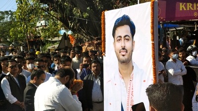 All Assam Students Union (AASU) chief Adviser Samujjal Kumar Bhattacharya pays floral tribute to the party leader Animesh Bhuyan, in Jorhat, Assam. (ANI Photo) All Assam Students Union (AASU) chief Adviser Samujjal Kumar Bhattacharya pays floral tribute to the party leader Animesh Bhuyan, in Jorhat, Assam. (ANI Photo)