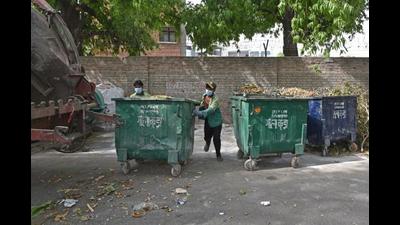 According to the notice issued by the east corporation on Wednesday, bulk waste generators will have to undertake waste processing on their premises. (HT Archive) According to the notice issued by the east corporation on Wednesday, bulk waste generators will have to undertake waste processing on their premises. (HT Archive)