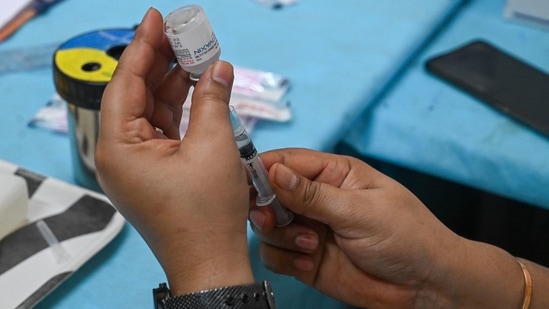 The Union health ministry said that 81,097,973 doses of the vaccine have been administered in Gujarat as of 7am on December 1.(AFP | Representational image)