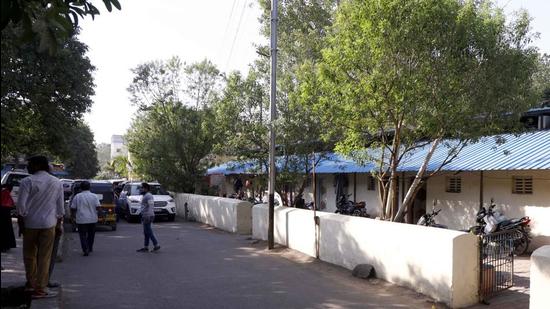 Railway Quarters at Hadapsar railway station in Pune. Considering that the narrow access road, small entry gate created inconvenience for passengers travelling from Hadapsar railway station, the Pune railway division will remove the railway quarters that is housed right in front of the station. (RAHUL RAUT)