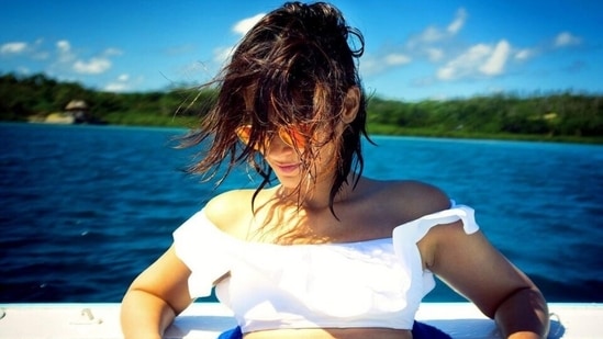Ileana D'Cruz in red bikini set enjoys a dip in sea at Maldives, fans go Damn: Pic and video inside