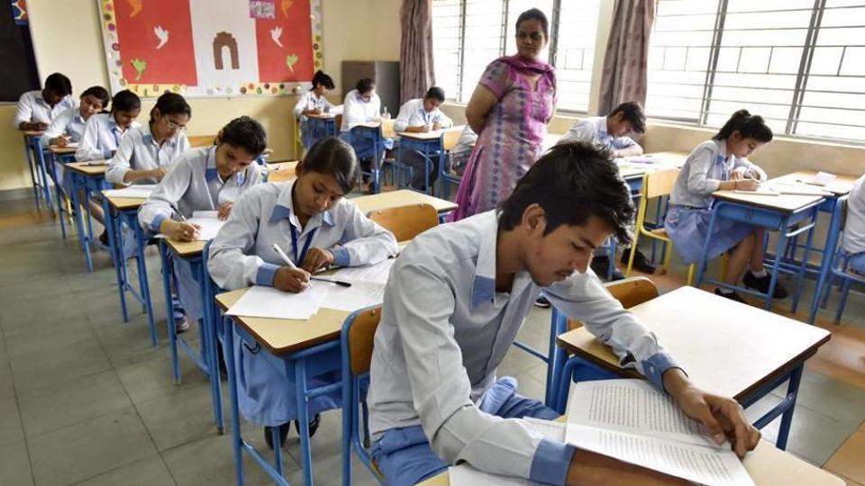 CBSE 10th admit cards for term 2 exams released at cbse.gov.in, download link CBSE 10th admit cards for term 2 exams released at cbse.gov.in, download link