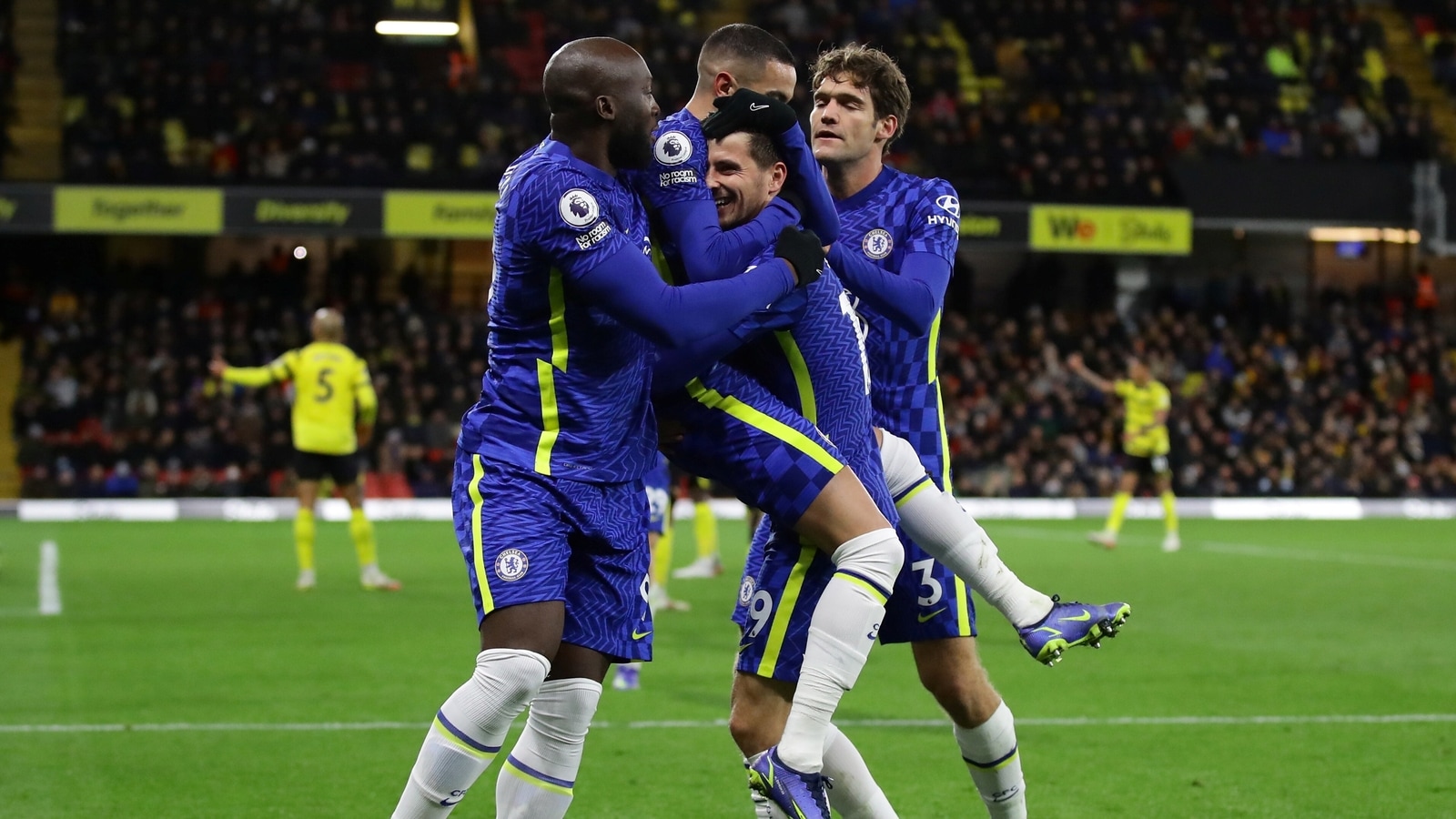 Chelsea beat Watford 2-1 to stay top of Premier League | Football News ...