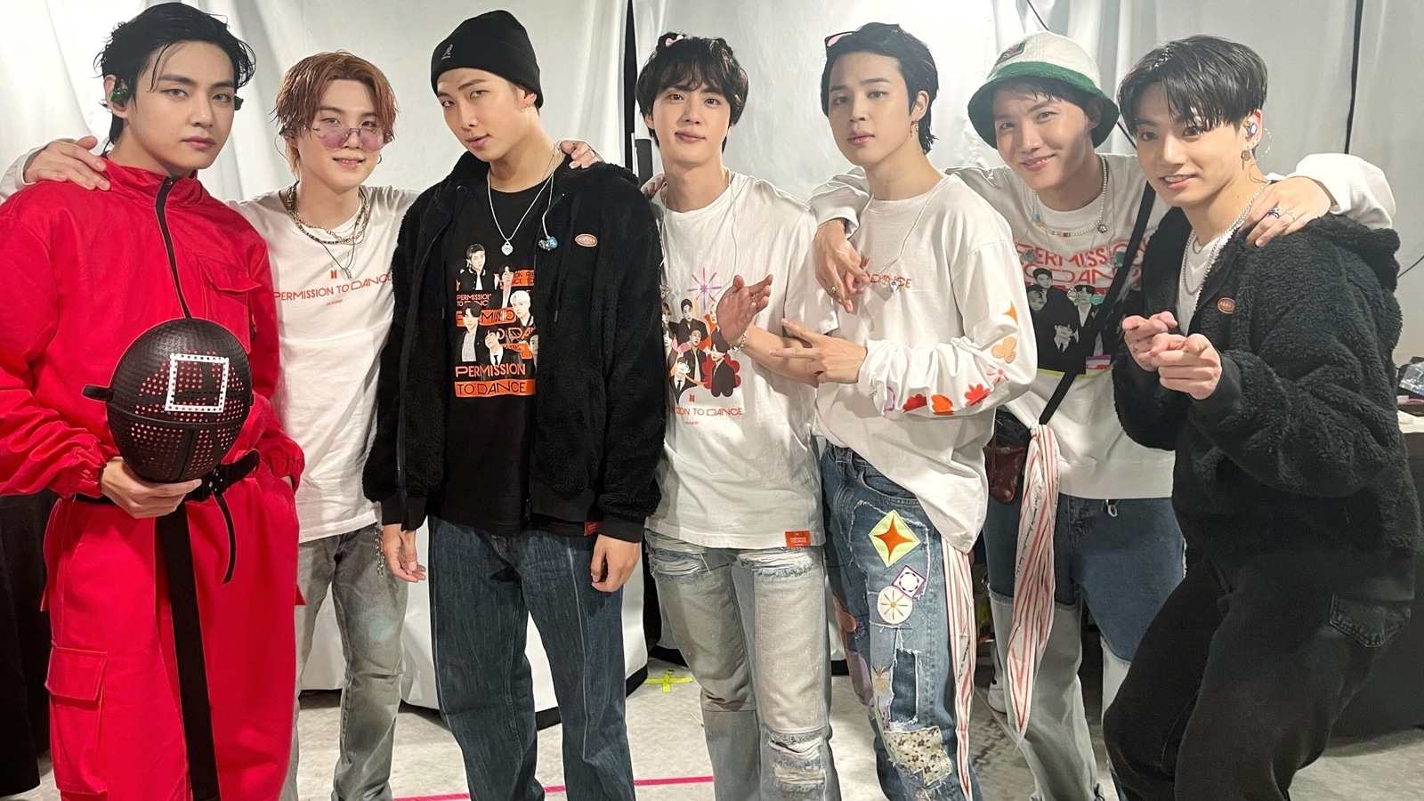 BTS meets Halsey, poses with her after Los Angeles concert. See pics ...