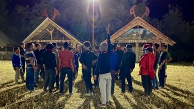 The 'Festival of Festivals' has a 'Unity Dance' where the people of the village and other participants dance to the folk beats and dance around the mega bonfire. (Instagram/@sandeepsaket)