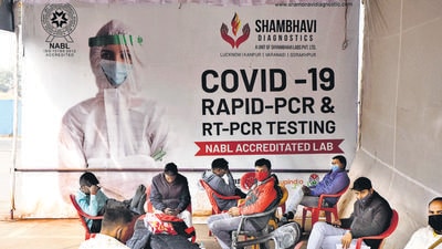 Passengers wait for their turn for a Covid-19 test at Lucknow airport, on Thursday, as the Uttar Pradesh government stepped up measures in view of the Omicron variant threat. (Deepak Gupta/HT photo) Passengers wait for their turn for a Covid-19 test at Lucknow airport, on Thursday, as the Uttar Pradesh government stepped up measures in view of the Omicron variant threat. (Deepak Gupta/HT photo)