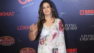 Preeti Jhangiani poses for paparazzi. Preeti Jhangiani poses for paparazzi.