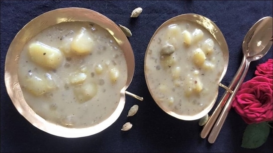 Recipe: This shakarkandi or sweet potato kheer is the perfect winter indulgence(Twitter/Tara_Deshpande)