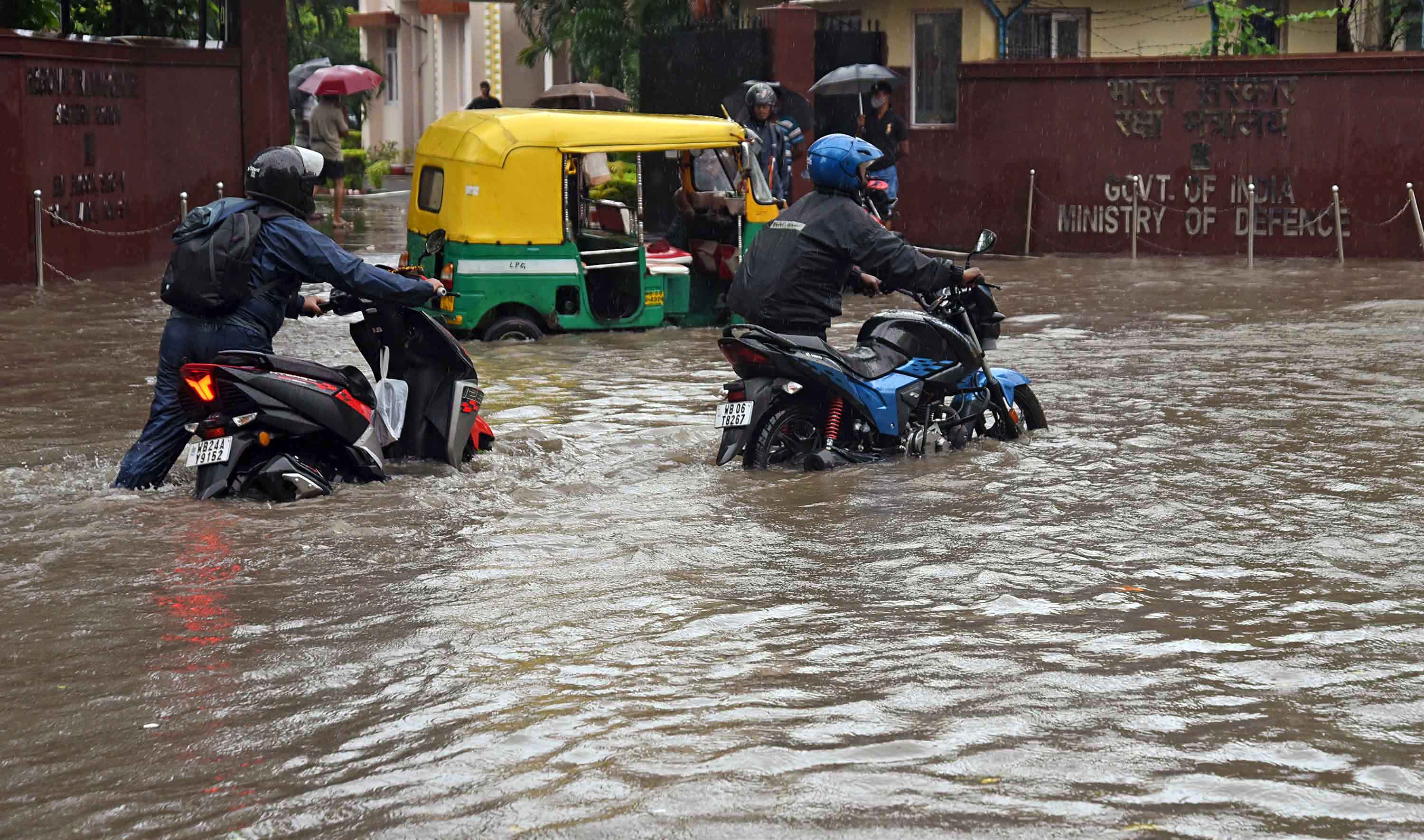 The IMD said that cyclone Jawad will affect Andhra Pradesh, Odisha, Andaman and Nicobar Islands, Gangetic West Bengal, and Tamil Nadu. The IMD said that cyclone Jawad will affect Andhra Pradesh, Odisha, Andaman and Nicobar Islands, Gangetic West Bengal, and Tamil Nadu.