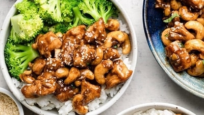 Craving takeout-style sticky cashew chicken? Try this homemade recipe (Instagram/sara.haven) Craving takeout-style sticky cashew chicken? Try this homemade recipe (Instagram/sara.haven)
